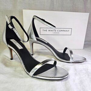 The White Company 2.75” Heel Genuine Leather Single Strap Sandal EU39 US8 Silver